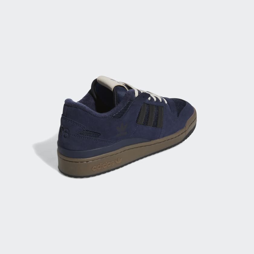 ADIDAS SKATEBOARDING SHOE ADIDAS 9 Adidas Forum 84 Low ADV - Navy Gum Black