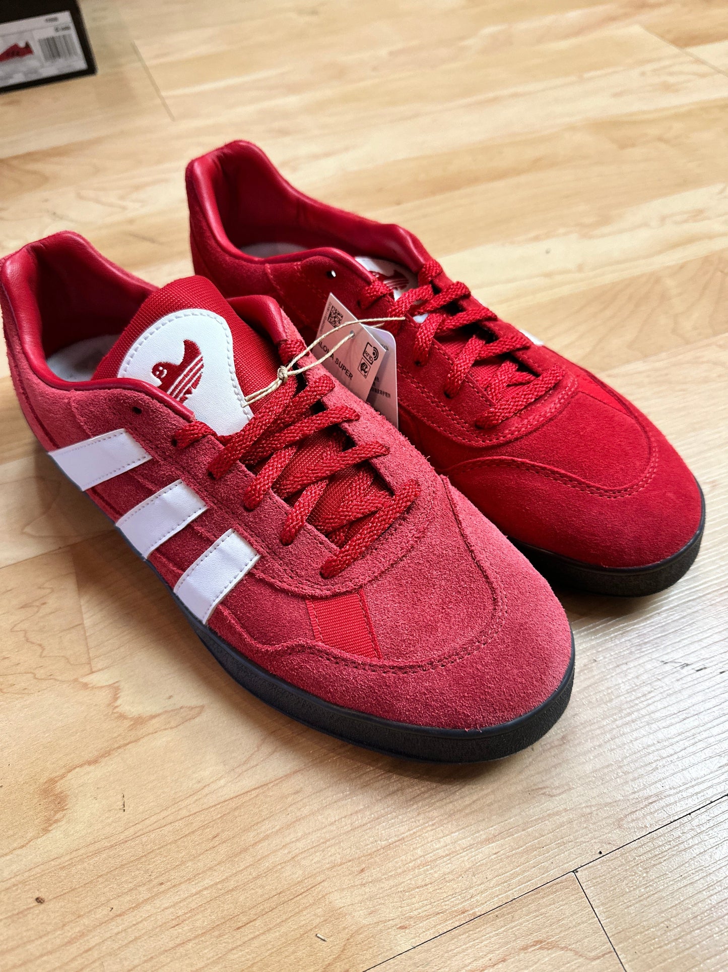 ADIDAS SKATEBOARDING SHOE ADIDAS Adidas Gonz Aloha Super - (Chair Fight) Scarlett White