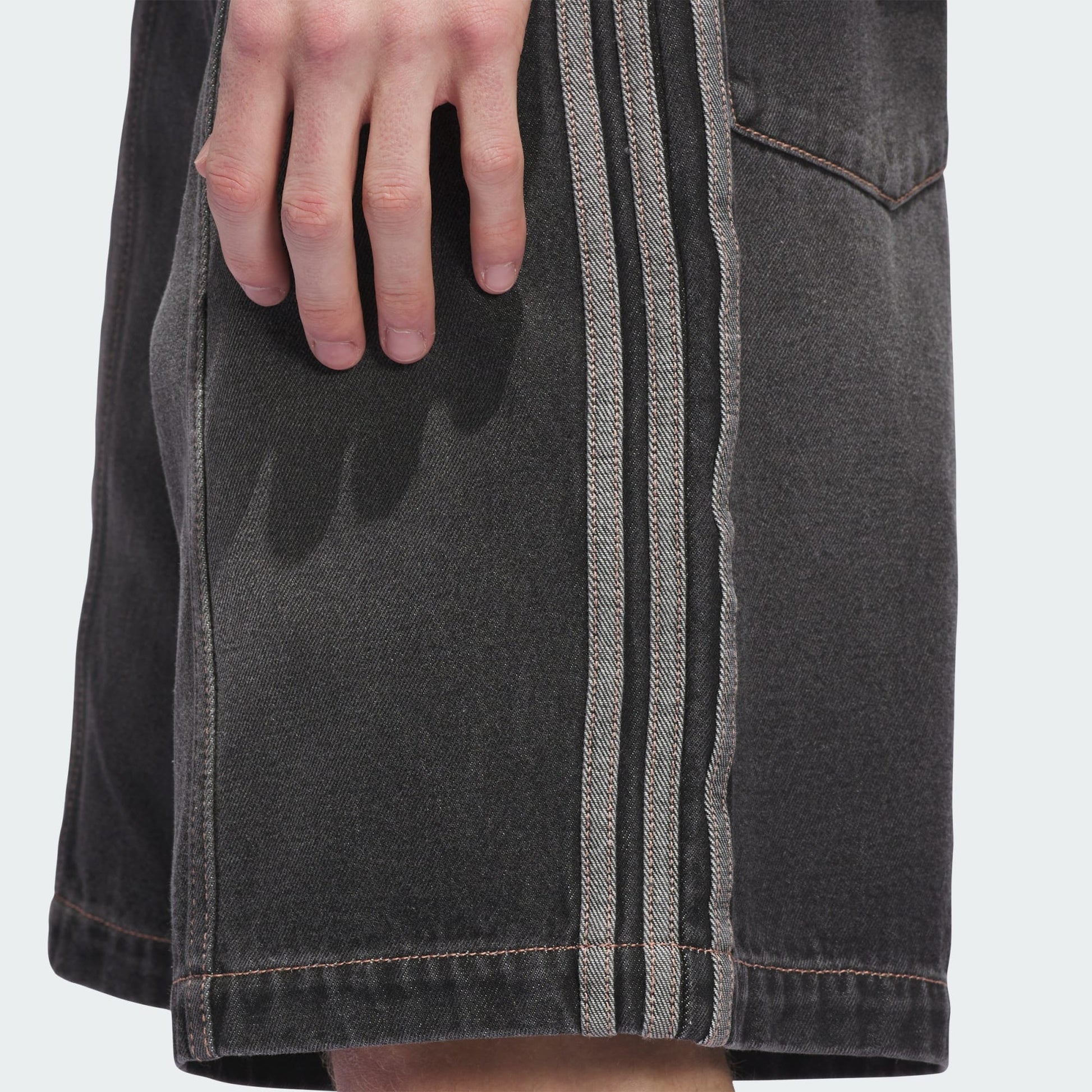 ADIDAS SKATEBOARDING SHORTS Adidas Tyshawn Denim Shorts - Washed Black