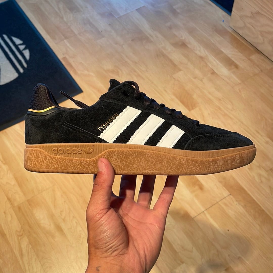 ADIDAS SKATEBOARDING SHOE ADIDAS Adidas Tyshawn Low Pro - Black Gum
