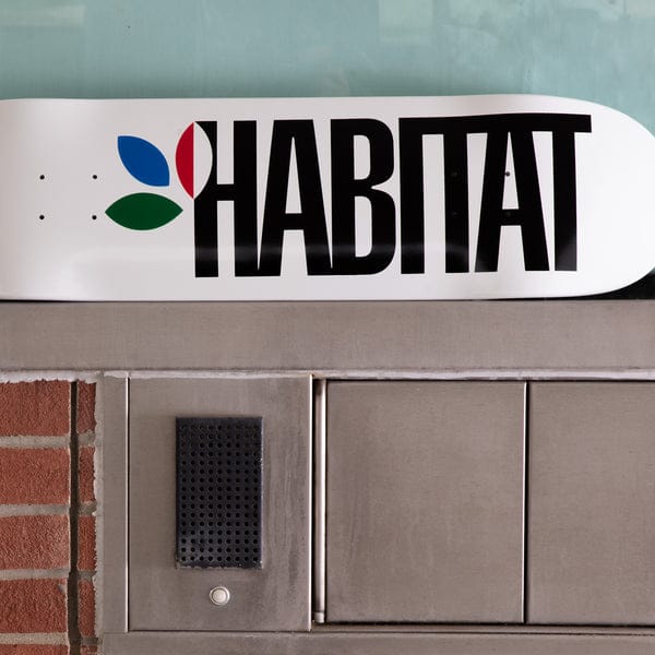 Habitat DECK 8.25 Habitat Apex Twin Tail Deck - 8.25