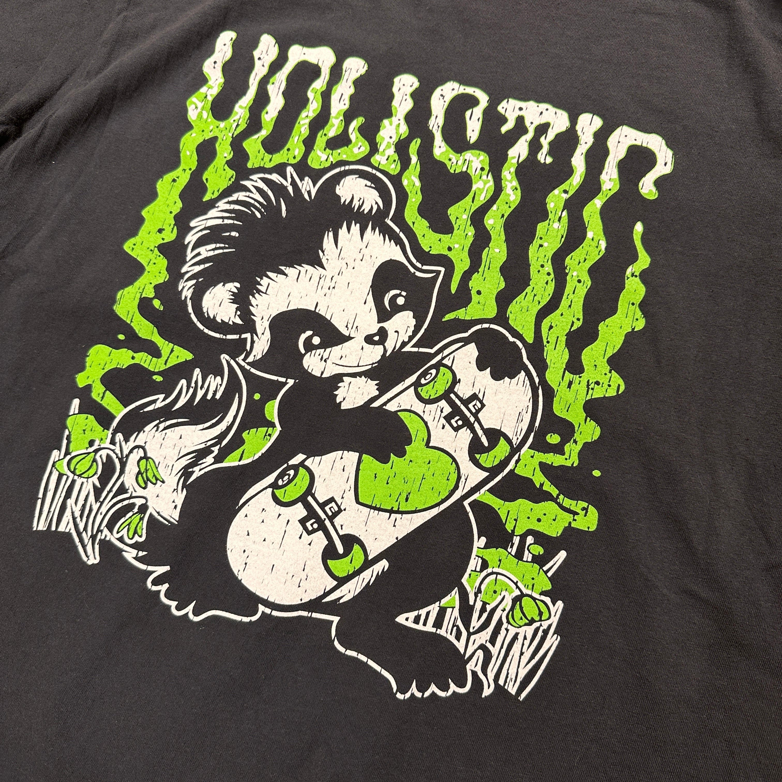 Holistic Skunk Tee - Black – Holistic Skateshop