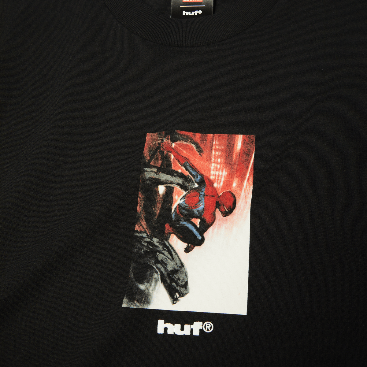 HUF T-SHIRT HUF Lookout Tee - (Spider-Man) Black