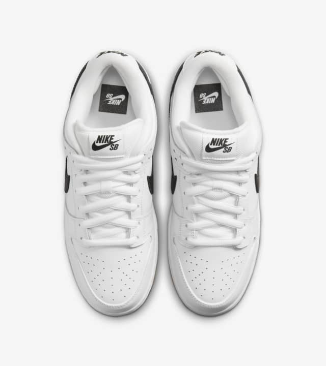 Nike SB Dunk Low Pro - White Black Gum