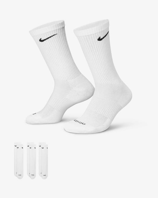 NIKE SB SOCKS 8-12 Nike Everyday Plus Cushioned Training Socks 3 Pack - White