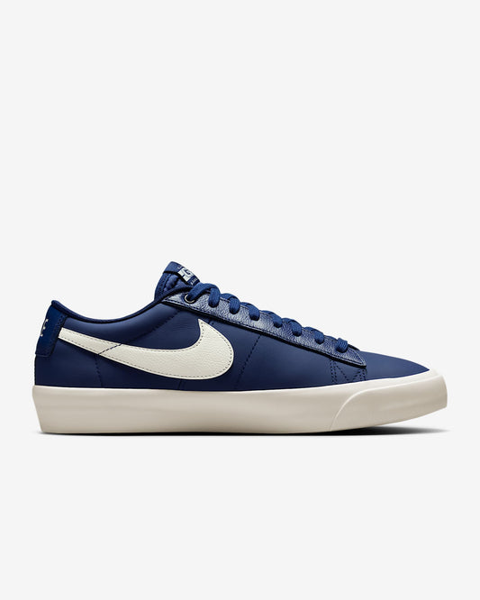 NIKE SB SHOE NIKE SB Nike SB Blazer Low GT - Navy White Leather