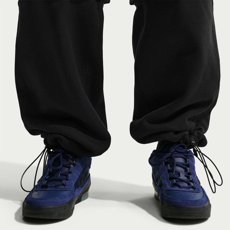 NIKE SB PANTS Nike SB Ishod Cargo Heavyweight Sweatpant - Black