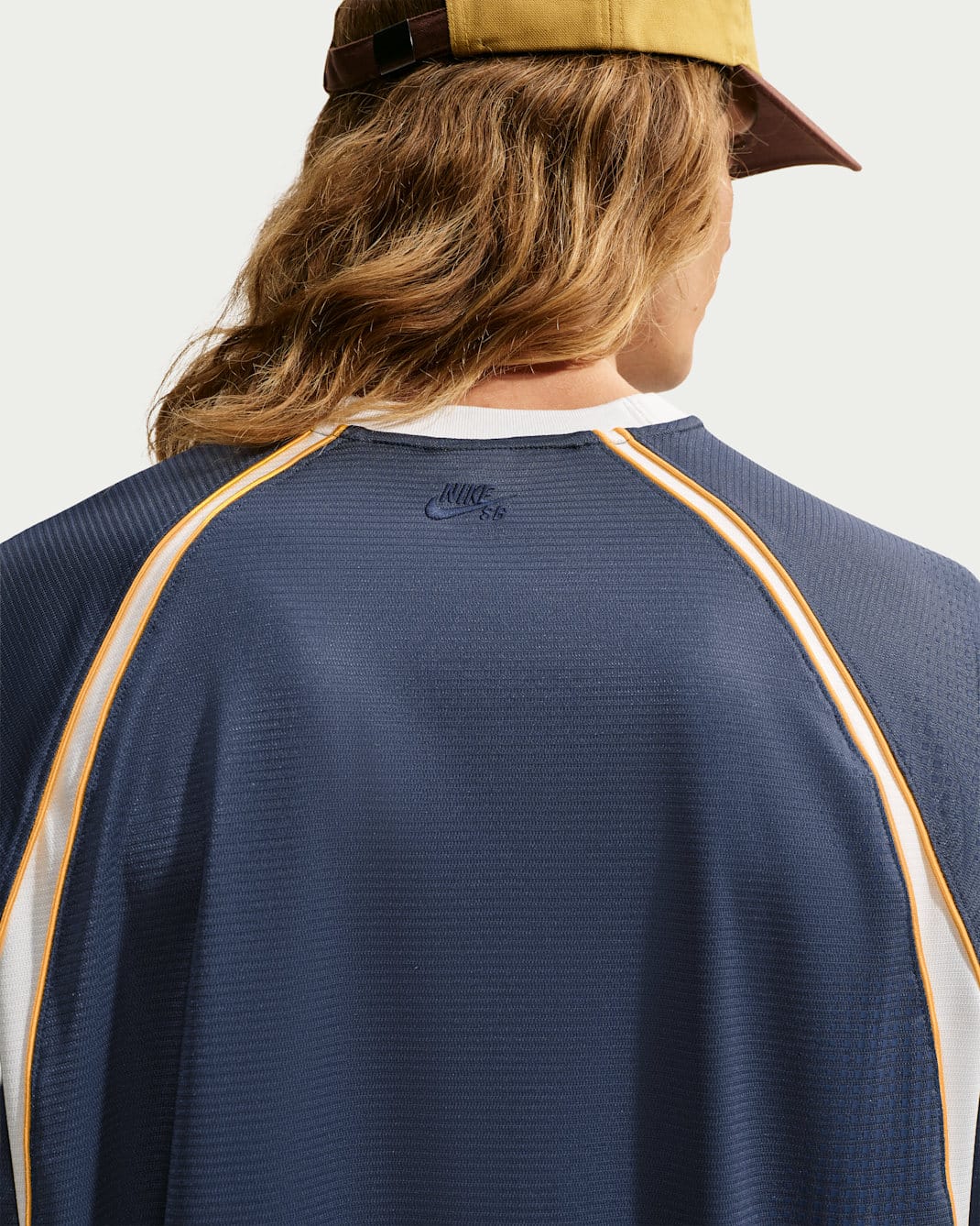 NIKE SB T-SHIRT Nike SB Yuto Short Sleeve Skate Jersey - Thunder Blue Summit White