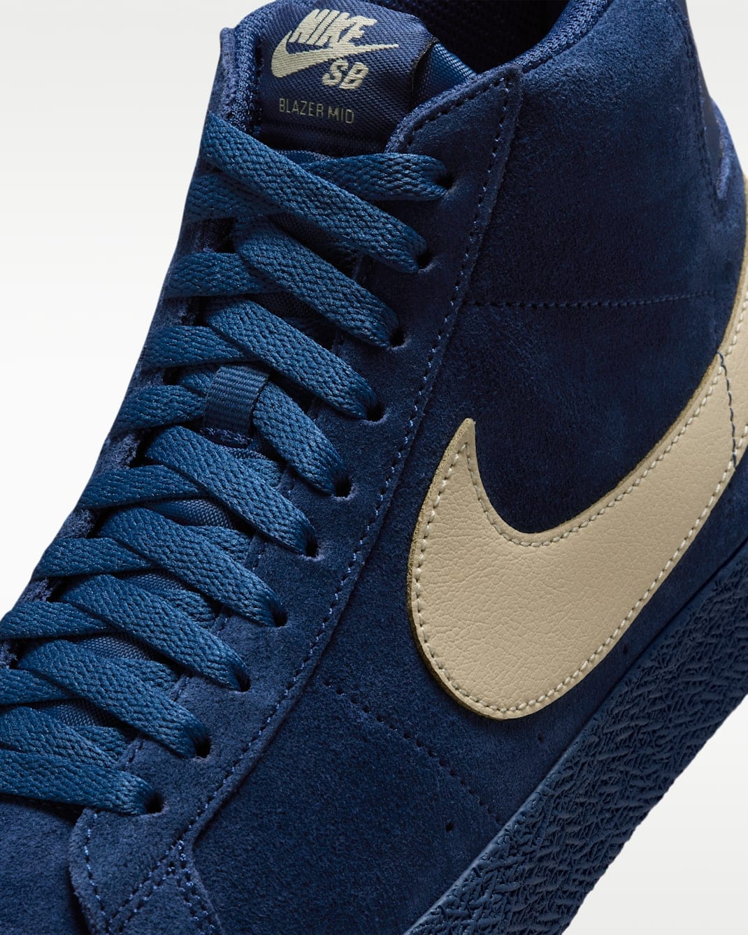 NIKE SB SHOE NIKE SB Nike SB Zoom Blazer Mid - Coastal Blue Pale Yellow