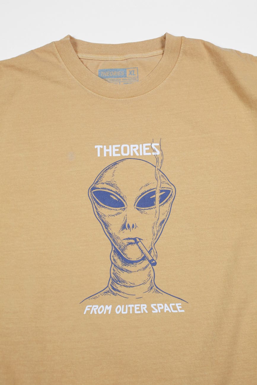 THEORIES OF ATLANTIS T-SHIRT Theories Outerspace Tee - Mustard