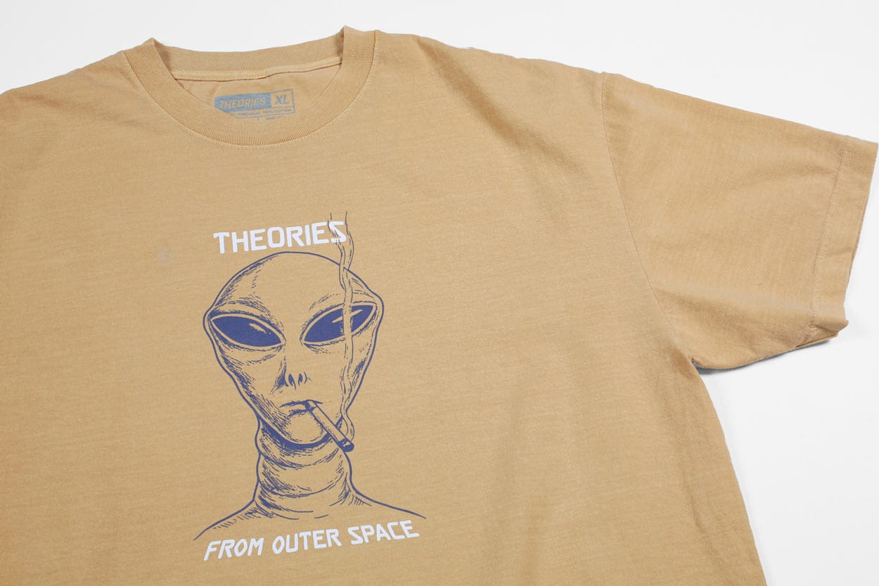 THEORIES OF ATLANTIS T-SHIRT Theories Outerspace Tee - Mustard