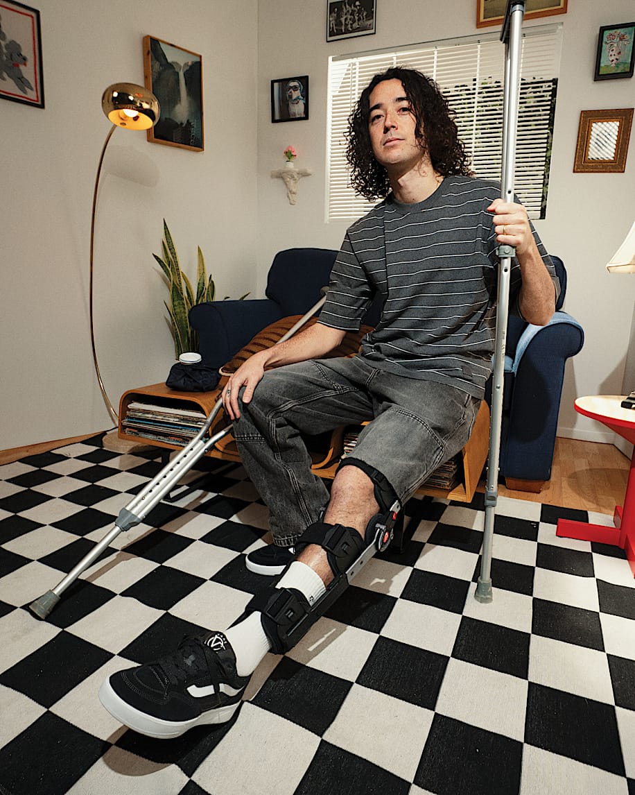 VANS SHOE VANS Vans Rowan Z3 - Black White Red