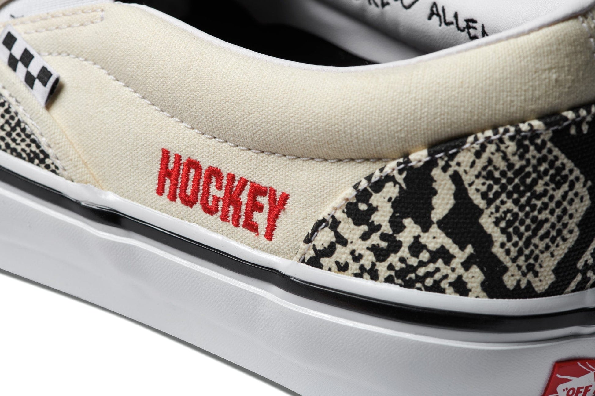 VANS SHOE VANS Vans Skate Slip On - (Hockey) White Snake