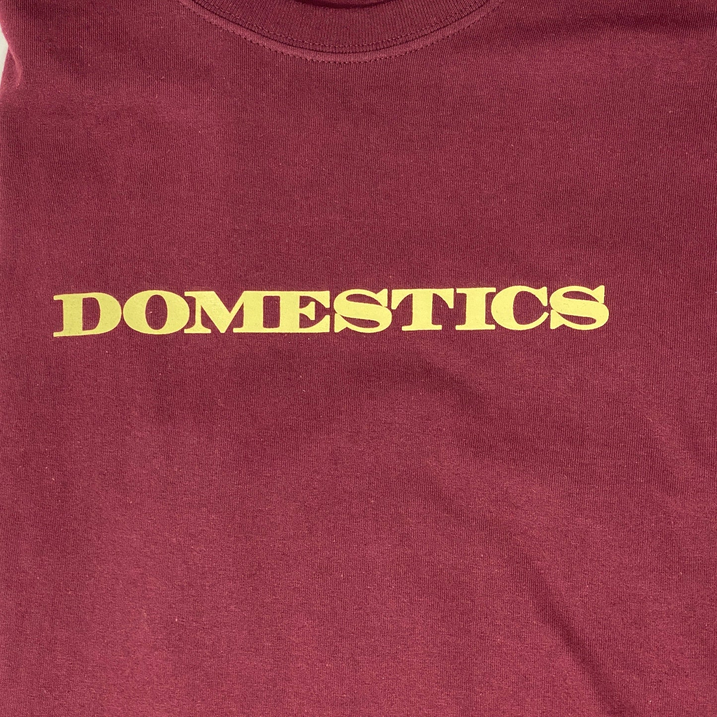 DOMESTICS T-SHIRT M DOMESTICS LOGO TEE - MAROOON