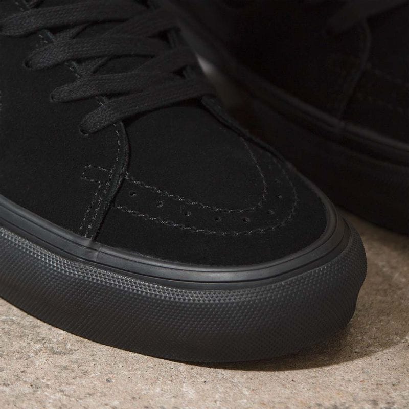 Vans Skate Sk8-Low - Blackout – Holistic Skateshop